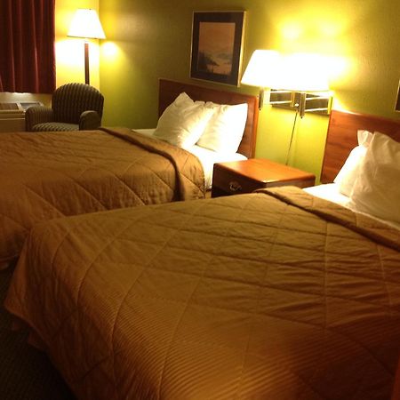Americas Best Value Inn Maumee/Toledo Rom bilde